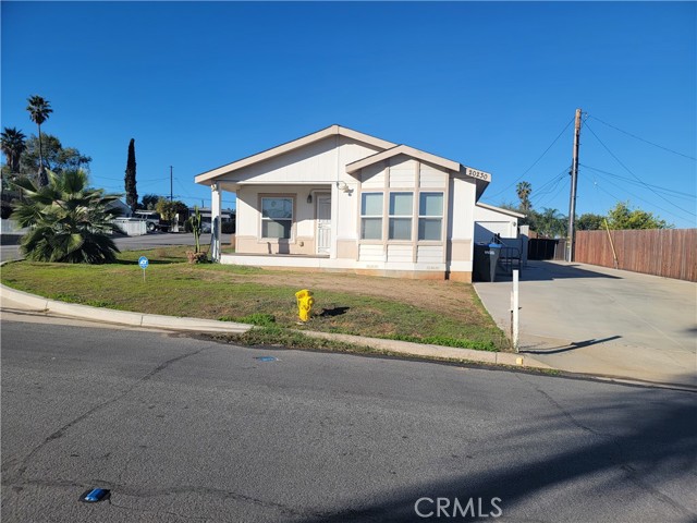 Front Image Thumbnail for CRIV25268067