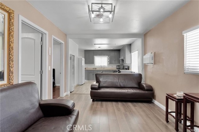 Detail Gallery Image 3 of 12 For 16705 C St, Victorville,  CA 92395 - 2 Beds | 1 Baths