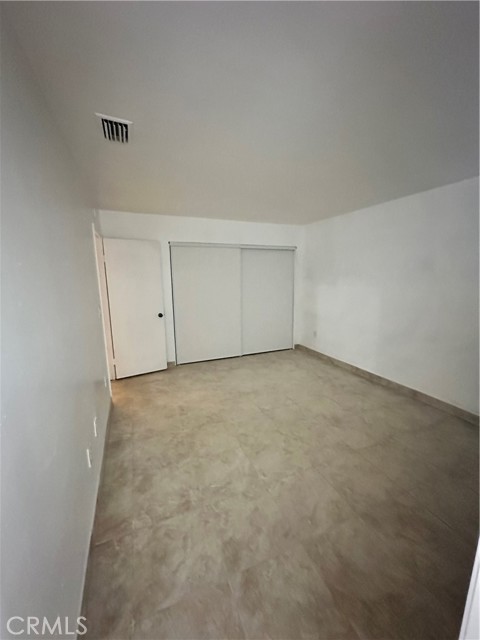 Detail Gallery Image 4 of 7 For 43816 C St, Hemet,  CA 92544 - 2 Beds | 2 Baths