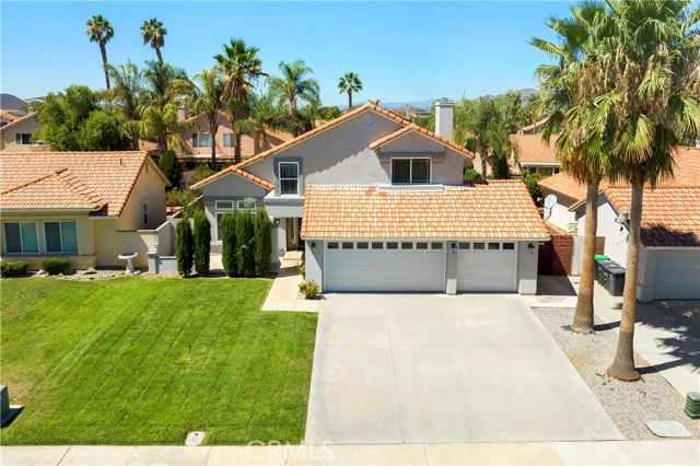 1841 Creekside Drive, Hemet CA: https://media.crmls.org/medias/b8f35ea3-2187-4dfa-9984-ca10769769c5.jpg