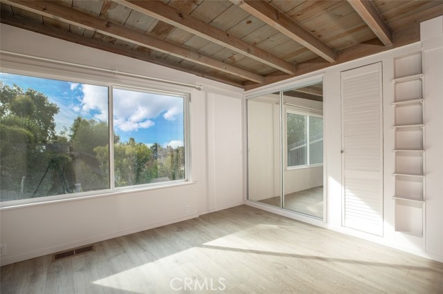 Detail Gallery Image 15 of 36 For 699 Griffith Way, Laguna Beach,  CA 92651 - 3 Beds | 2 Baths