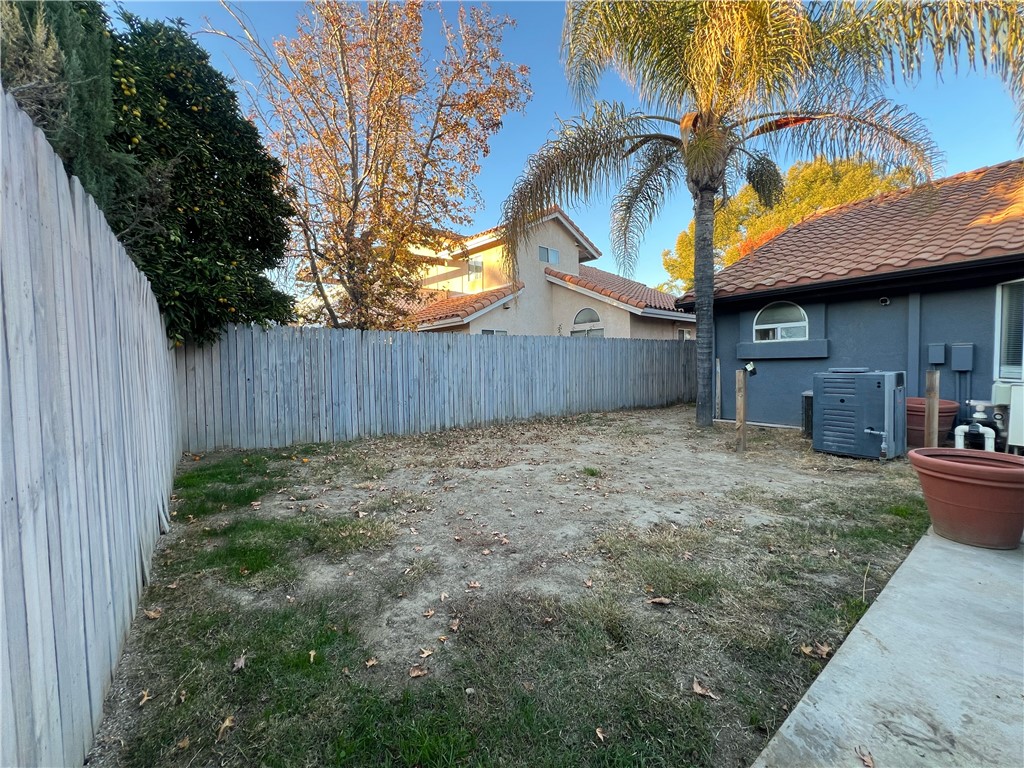 Detail Gallery Image 18 of 26 For 2187 Garland Way, Hemet,  CA 92545 - 3 Beds | 2 Baths