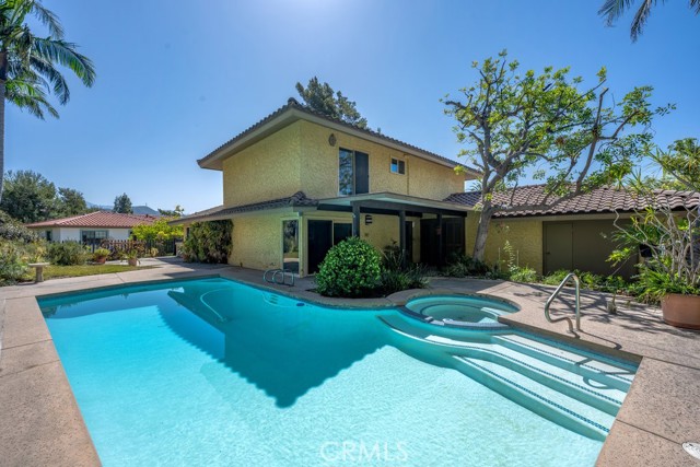851 Misty Isle Drive, Glendale CA: https://media.crmls.org/medias/b8f5adb7-a630-4527-b2dc-531bafd587b4.jpg