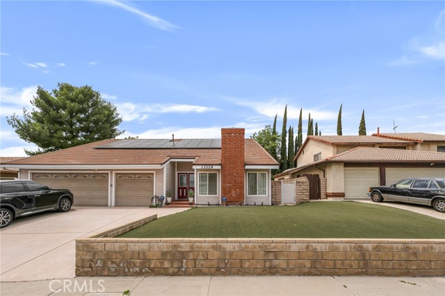 13329 Mission Tierra Way, Granada Hills CA: https://media.crmls.org/medias/b8f6a434-c88b-485c-9b25-877048ec8903.jpg
