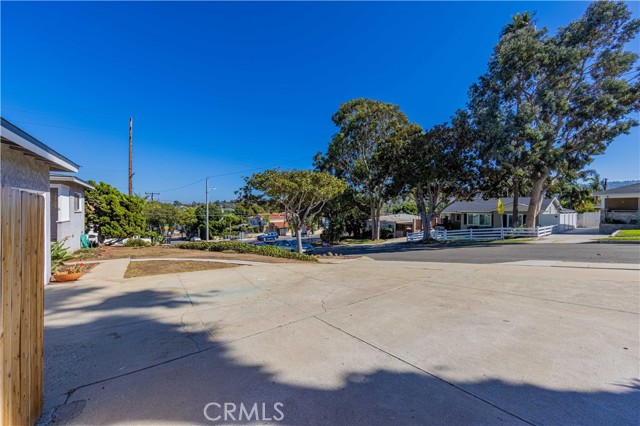 1308 Irena Avenue, Redondo Beach, California 90277, 3 Bedrooms Bedrooms, ,1 BathroomBathrooms,Residential,Sold,Irena,SB22205382