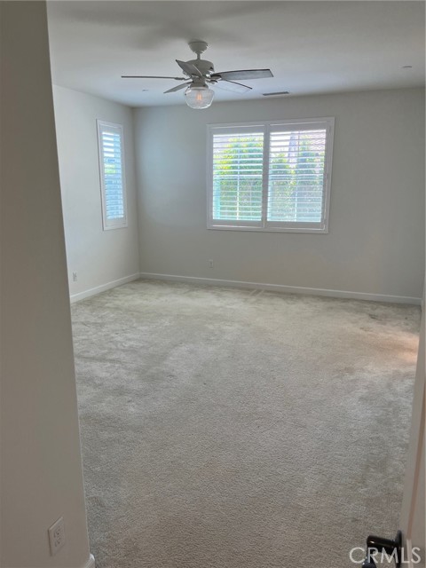 3996 S Somerston Way, Ontario CA: https://media.crmls.org/medias/b8f7517d-1e82-441d-9460-025511fcf587.jpg