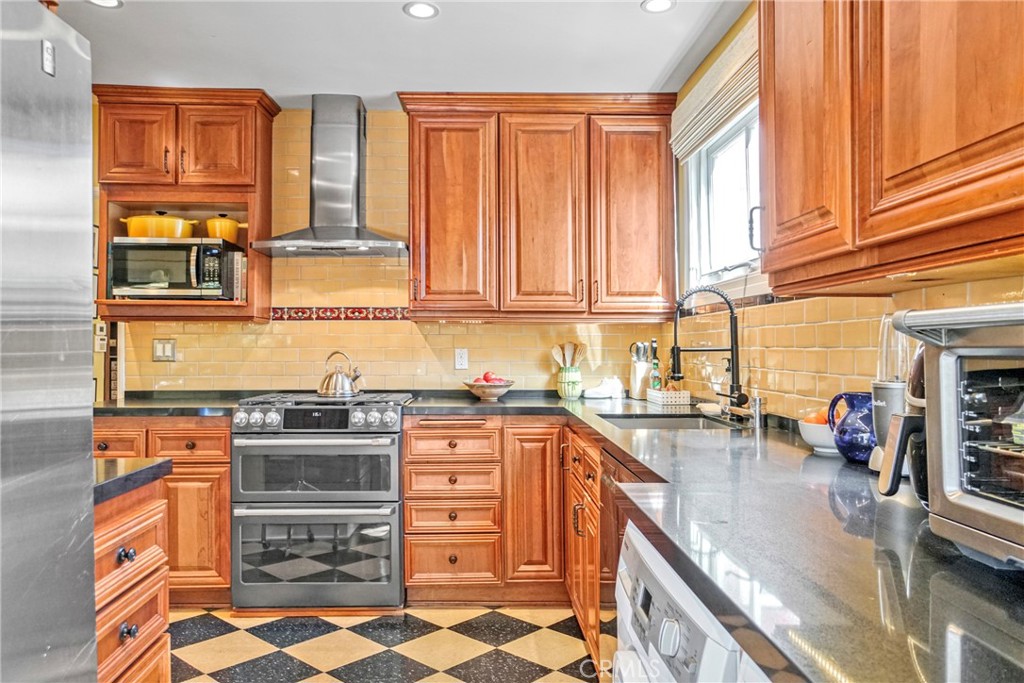 MLS #SR25239659 image #15