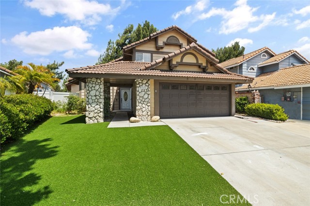 Detail Gallery Image 1 of 1 For 3275 Sagewood Ln, Corona,  CA 92882 - 4 Beds | 2/1 Baths