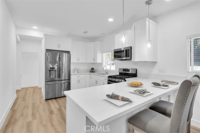 Detail Gallery Image 3 of 10 For 2697 Merced, Los Angeles,  CA 90065 - 4 Beds | 2 Baths