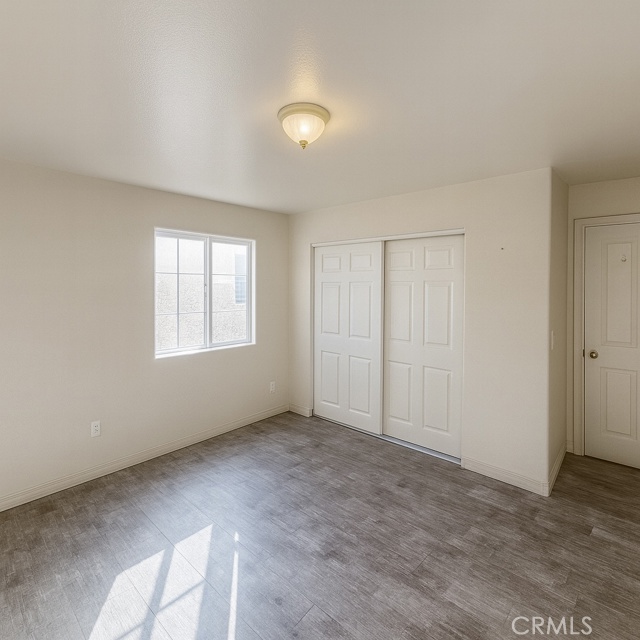 Detail Gallery Image 8 of 15 For 1049 Sanford Ave, Wilmington,  CA 90744 - 3 Beds | 2 Baths