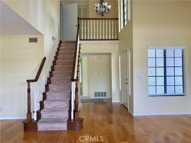 Detail Gallery Image 4 of 27 For 841 Vista Del Collados, San Luis Obispo,  CA 93405 - 3 Beds | 3 Baths