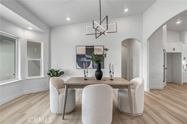 Detail Gallery Image 18 of 38 For 21035 Forest Glen, Madera,  CA 93638 - 4 Beds | 3 Baths