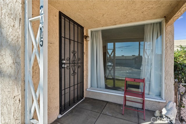 Detail Gallery Image 3 of 28 For 2415 Wilma Ave, Commerce,  CA 90040 - 3 Beds | 2 Baths