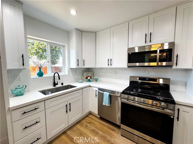 Detail Gallery Image 29 of 33 For 2817 Easy Ave, Long Beach,  CA 90810 - 3 Beds | 2 Baths