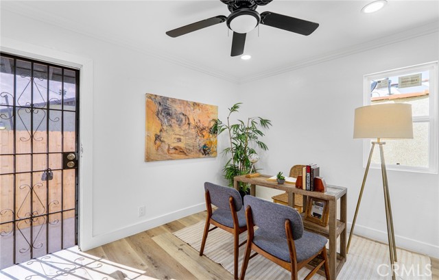 Detail Gallery Image 6 of 12 For 426 W 63rd Pl, Los Angeles,  CA 90003 - 2 Beds | 1 Baths