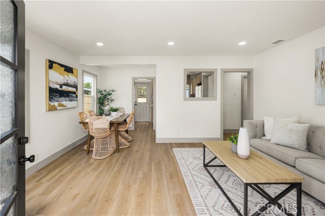 Detail Gallery Image 39 of 65 For 2510 Termino Ave, Long Beach,  CA 90815 - – Beds | – Baths