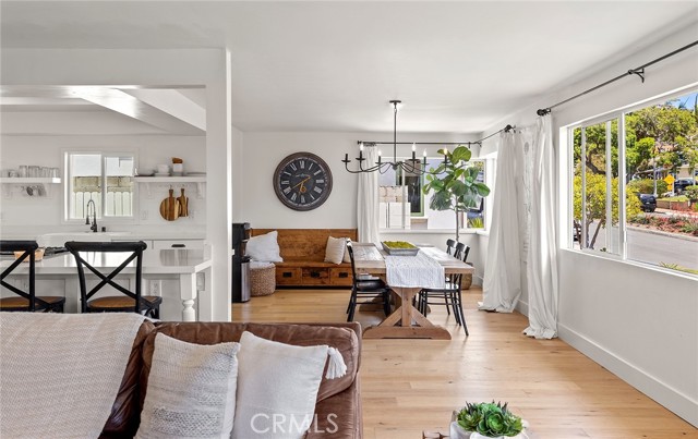 128 Esplanade, San Clemente CA: https://media.crmls.org/medias/b8fd2ced-029d-41a5-a97c-37aa1f8c5141.jpg
