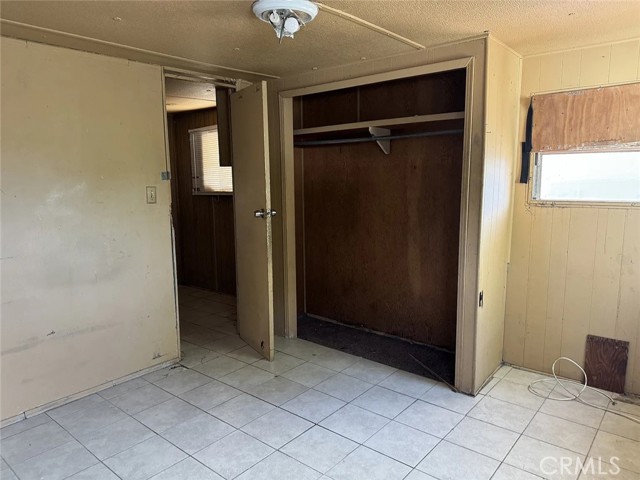Detail Gallery Image 5 of 10 For 640 Apache, Perris,  CA 92570 - 3 Beds | 1 Baths