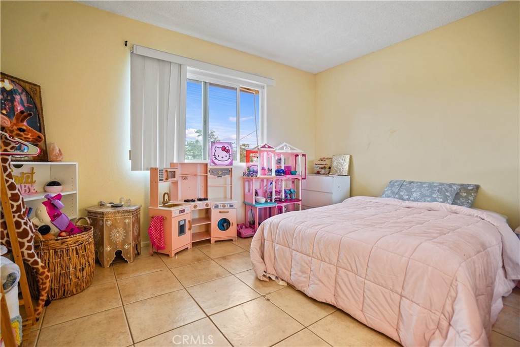 MLS #SR25266566 image #16