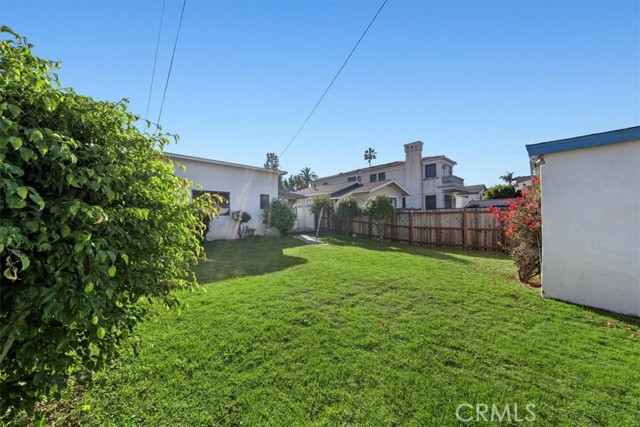 Huge backyard w/ detached garage