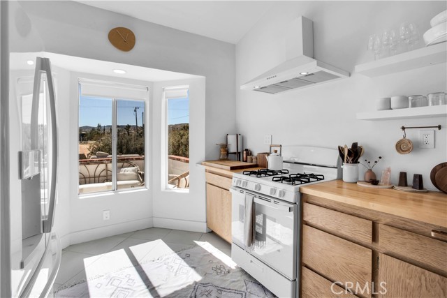 Detail Gallery Image 18 of 56 For 50950 Burns Canyon Rd, Pioneertown,  CA 92268 - 2 Beds | 2 Baths