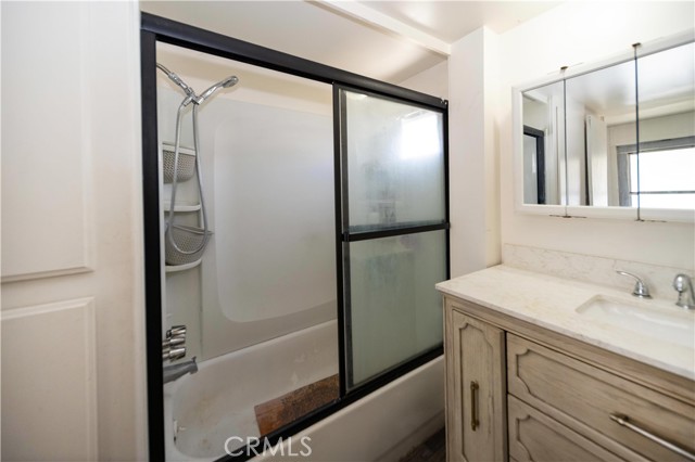 25521 Lincoln Avenue, Hemet CA: https://media.crmls.org/medias/b90167e9-a482-4680-973b-57023497412d.jpg