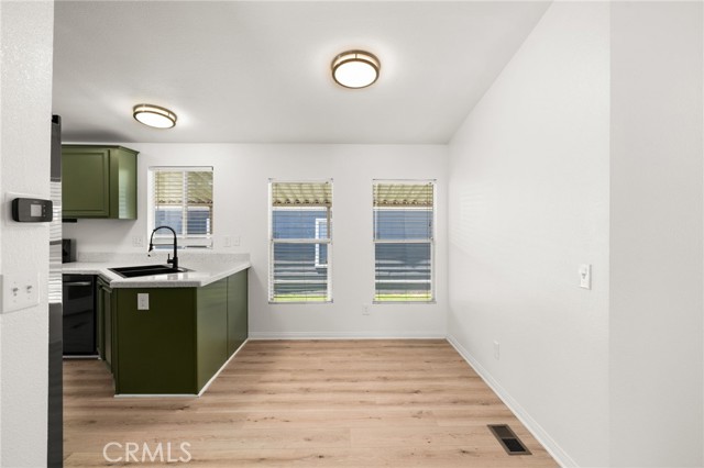 Detail Gallery Image 11 of 46 For 3700 Quartz Canyon Rd #45,  Riverside,  CA 92509 - 4 Beds | 2 Baths