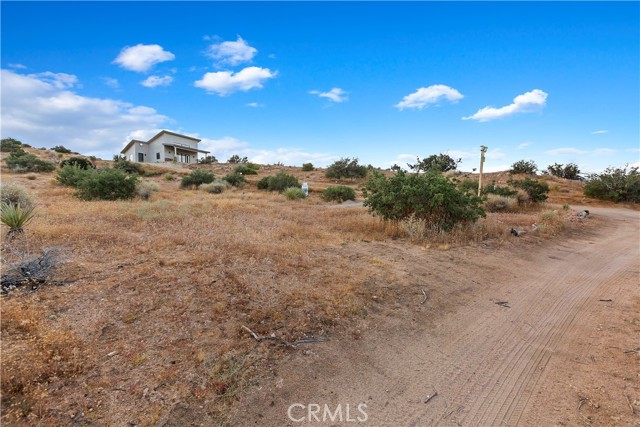 Detail Gallery Image 31 of 37 For 3208 Ox Yoke, Pioneertown,  CA 92268 - 2 Beds | 2 Baths