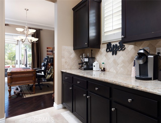 16778 Nandina Avenue, Riverside CA: https://media.crmls.org/medias/b9037250-37d8-465a-87f1-fce811105995.jpg