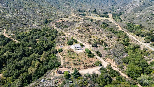 35050 Margo Road, Lake Elsinore CA: https://media.crmls.org/medias/b903ccd5-0f96-4284-a330-b7e6cfc4e081.jpg