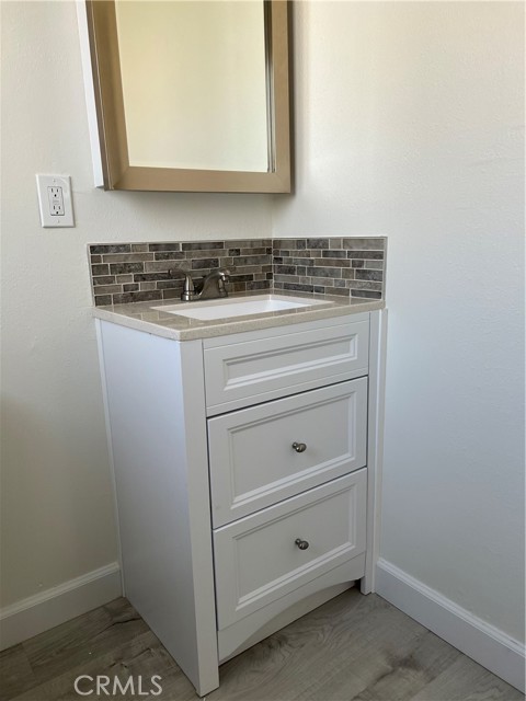 Detail Gallery Image 9 of 30 For 12314 Breezewood Dr #C,  Whittier,  CA 90604 - 2 Beds | 1/1 Baths
