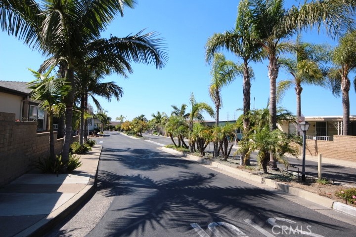 MLS #OC26155985 image #24