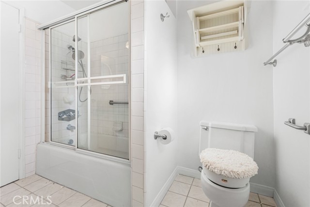 Detail Gallery Image 13 of 17 For 11138 Aqua Vista #43,  Studio City,  CA 91602 - 2 Beds | 2 Baths