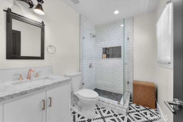 Detail Gallery Image 20 of 39 For 1430 Bonnie Brae, Hermosa Beach,  CA 90254 - 3 Beds | 3 Baths