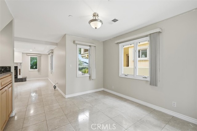 Detail Gallery Image 16 of 49 For 233 S Irena #1,  Redondo Beach,  CA 90277 - 4 Beds | 3 Baths