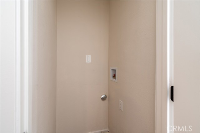 Detail Gallery Image 23 of 27 For 204 Lime St #1,  Inglewood,  CA 90301 - 2 Beds | 2/1 Baths