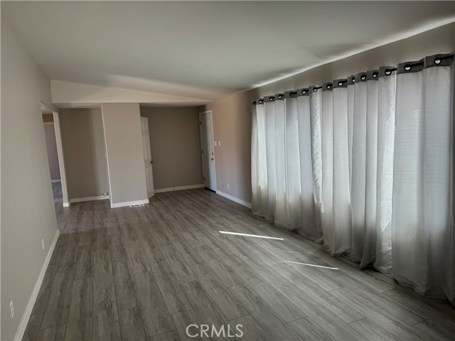 26279 Monroe Avenue, Murrieta CA: https://media.crmls.org/medias/b906d609-c475-4c3e-b8e5-bce740aa3624.jpg