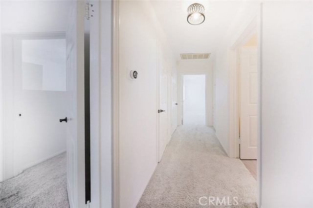 Detail Gallery Image 31 of 49 For 2255 E Chevy Chase Dr, Glendale,  CA 91206 - 4 Beds | 3 Baths