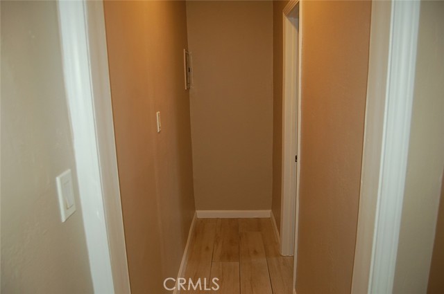 Detail Gallery Image 6 of 10 For 422 W Palm St 422 1/2b,  Compton,  CA 90220 - 1 Beds | 1 Baths