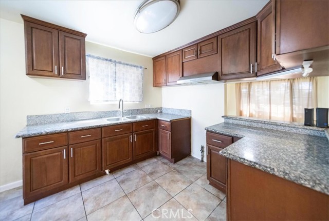 Detail Gallery Image 10 of 25 For 264 East Orange, San Bernardino,  CA 92410 - 3 Beds | 2 Baths