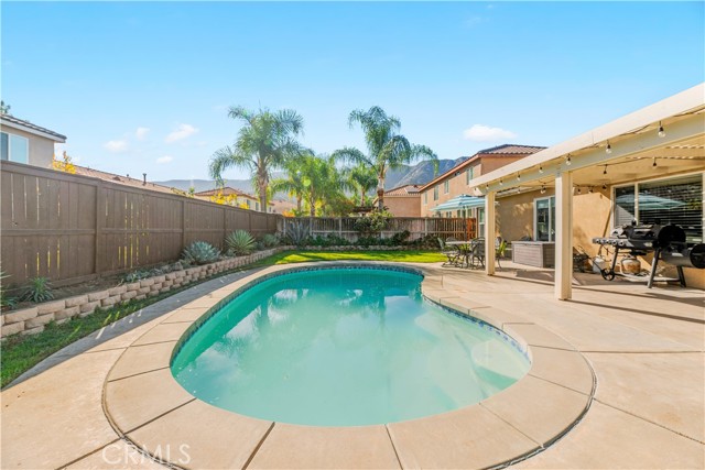 Detail Gallery Image 39 of 49 For 32816 Autumn Wood Cir, Lake Elsinore,  CA 92530 - 3 Beds | 2 Baths