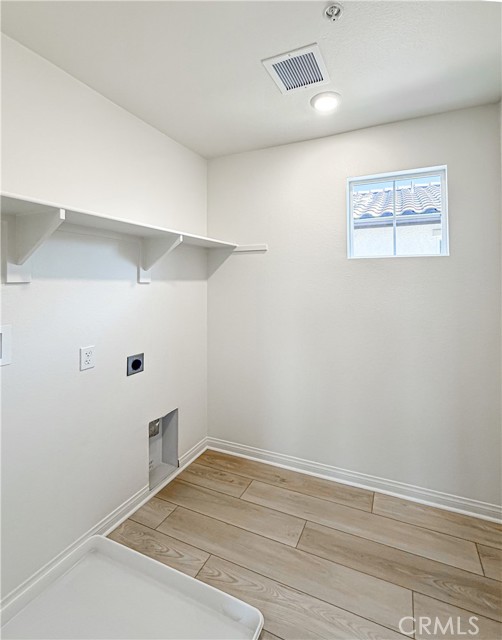 16188 alamo, Chino CA: https://media.crmls.org/medias/b908b8d1-12d1-4699-9e1a-0d8b101d7163.jpg