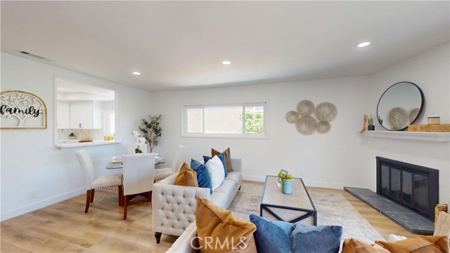 1354 Shadow Lane, Fullerton CA: https://media.crmls.org/medias/b908d561-a84c-4f20-b6b2-25d263f7658b.jpg