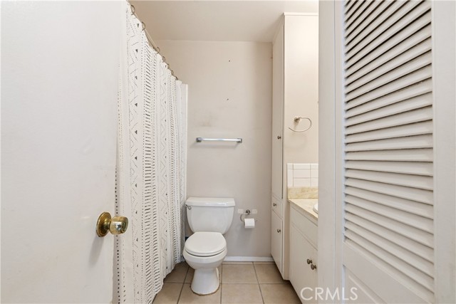 Detail Gallery Image 13 of 20 For 21135 Freeport, Huntington Beach,  CA 92646 - 2 Beds | 1 Baths