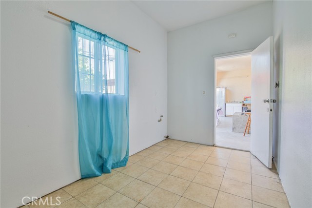 Detail Gallery Image 33 of 49 For 1709 E Luray, Long Beach,  CA 90807 - 5 Beds | 5 Baths