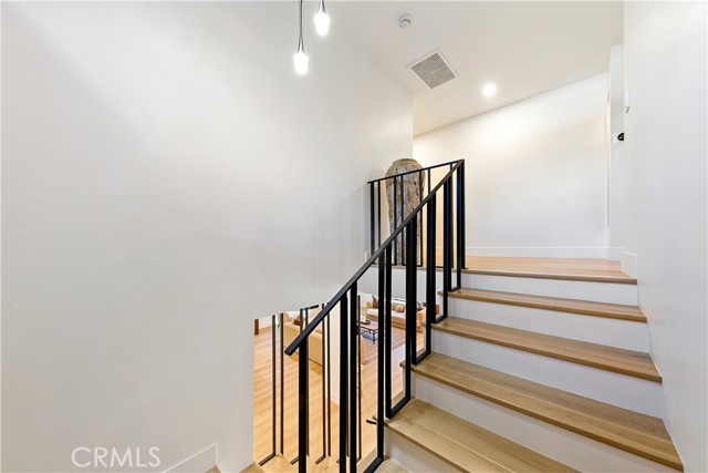 Detail Gallery Image 74 of 75 For 22269 Avenue San Luis, Woodland Hills,  CA 91364 - 5 Beds | 5/1 Baths