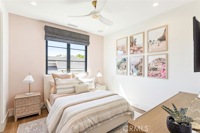 1831 Newport Hills E Drive, Newport Beach CA: https://media.crmls.org/medias/b90ac3ca-df02-4612-8c61-1fcdfbdf86a5.jpg