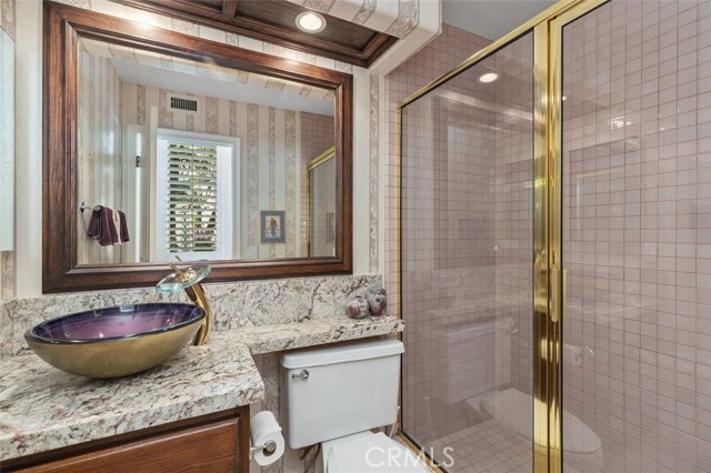 6260 Napoli Court, Long Beach CA: https://media.crmls.org/medias/b90b068a-b305-4949-ac2a-ea84b584cd49.jpg