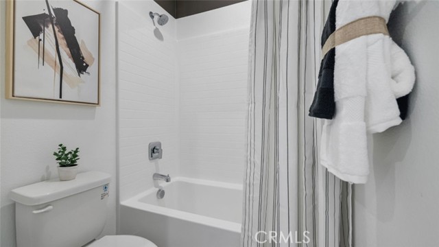 Detail Gallery Image 17 of 33 For 704 Guy Turner Dr, Camarillo,  CA 93010 - 4 Beds | 3 Baths