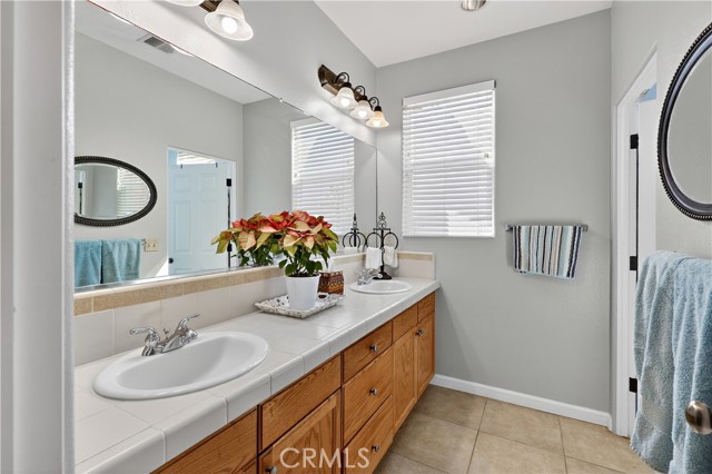 Detail Gallery Image 38 of 72 For 8815 Laguna, Chowchilla,  CA 93610 - 5 Beds | 4/1 Baths